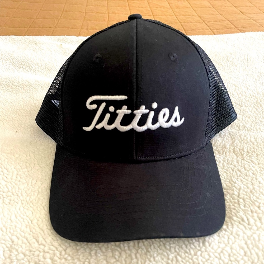 NWOT “Titties” Golf Hat